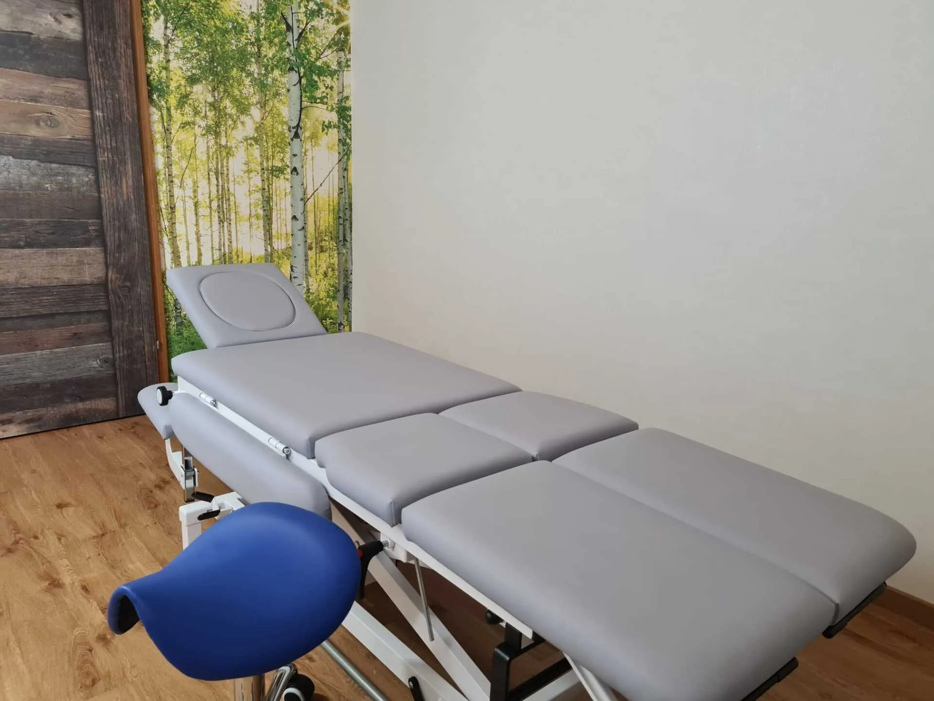 Die Praxis praxis im usatal innenansicht